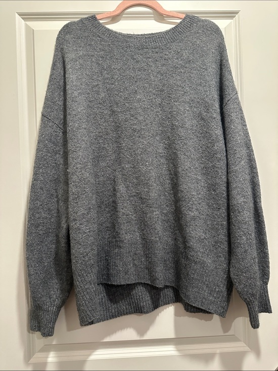 H&M Sweaters - H&M Gray Cozy Oversized Crewneck Sweater